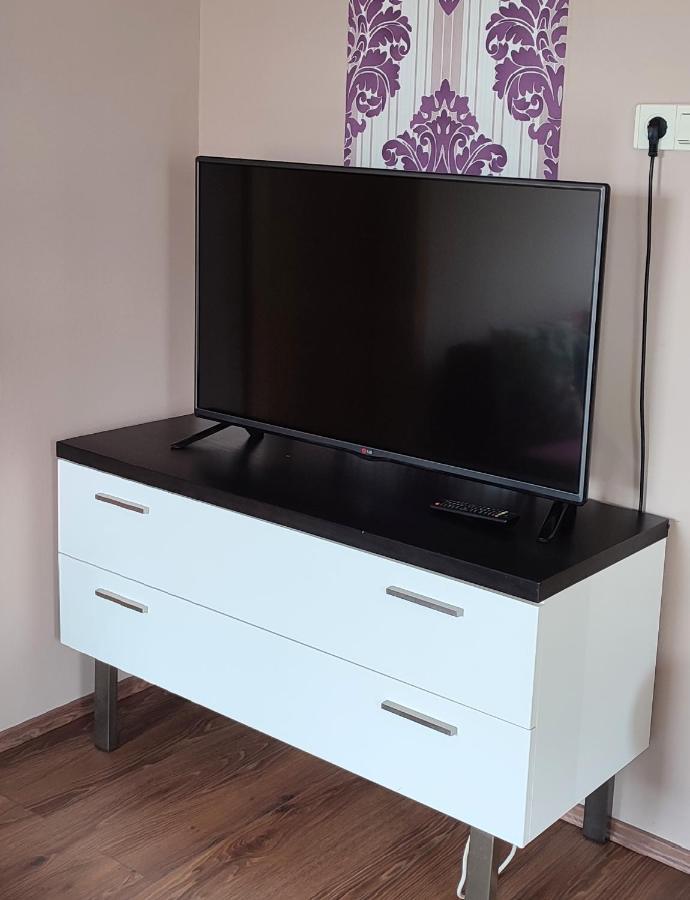 Aqua Apartmanok Pecs Bagian luar foto