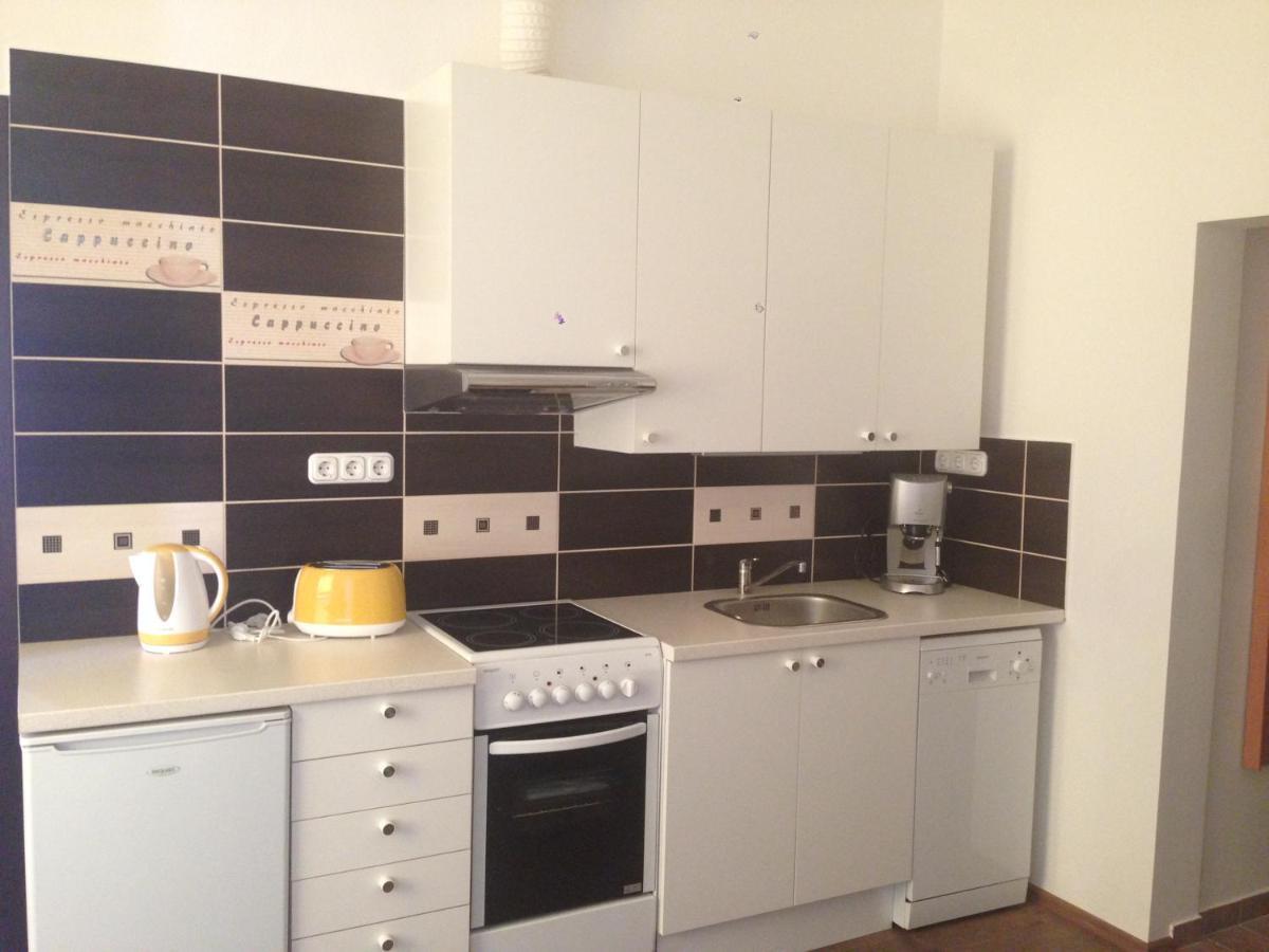 Aqua Apartmanok Pecs Bagian luar foto