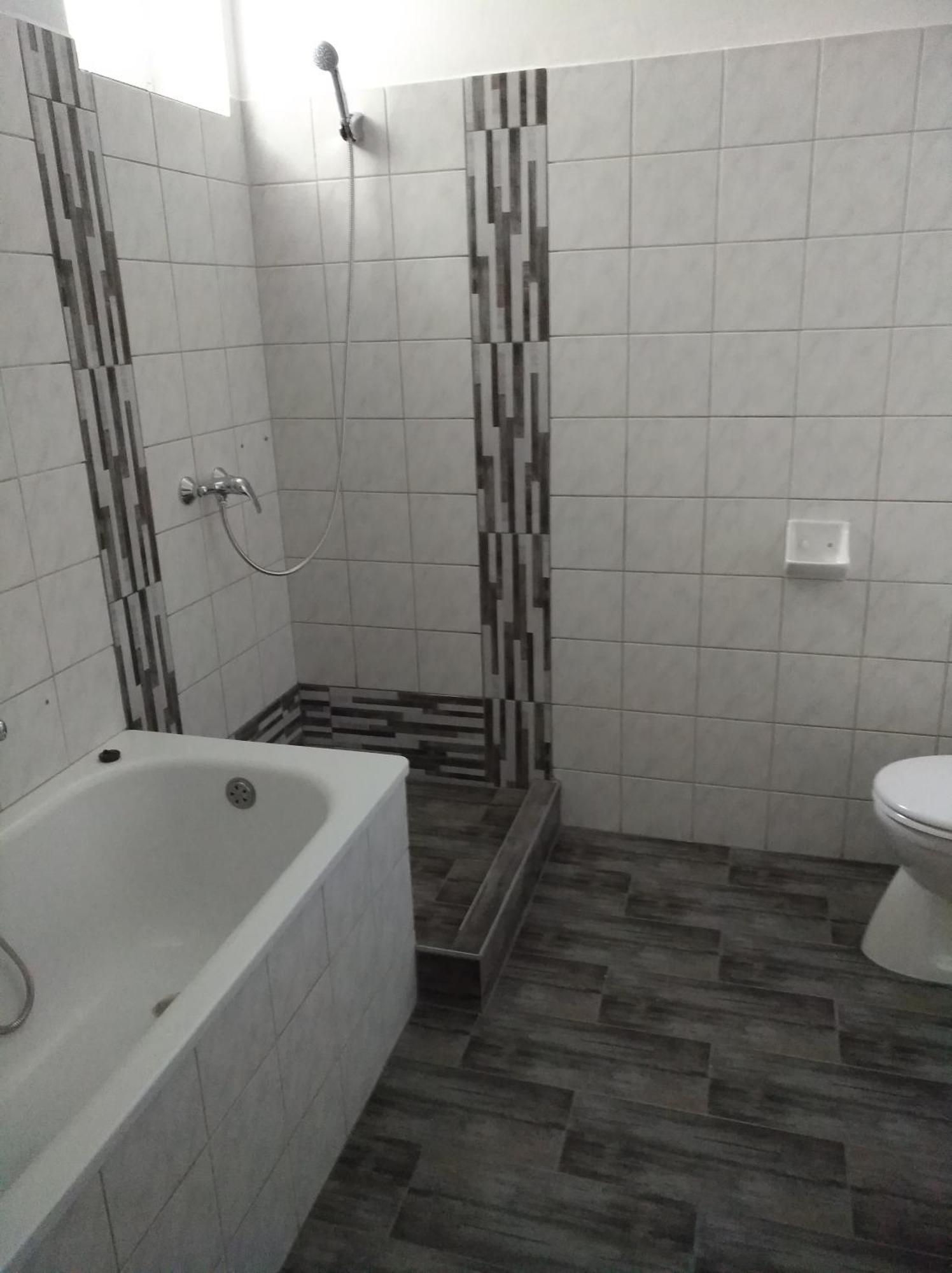 Aqua Apartmanok Pecs Bagian luar foto